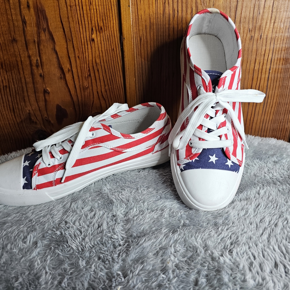 Kids Red & Blue Flag Print Lace-Up Sneakers